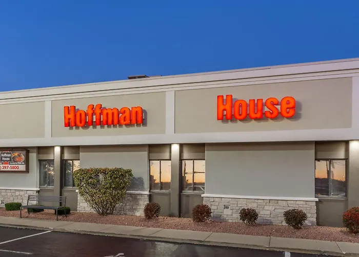 Hotel I-90&rt 20 State St By Ihg