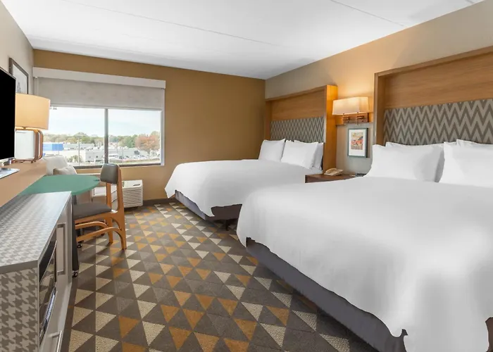 Hotel I-90&rt 20 State St By Ihg