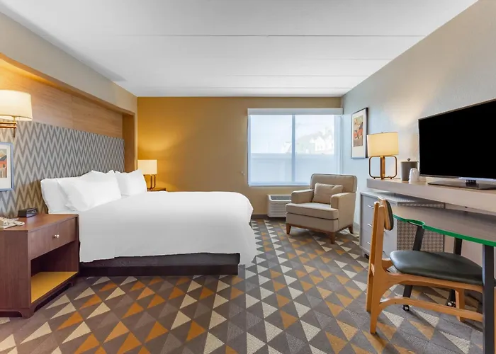 I-90&rt 20 State St By Ihg Hotel 3*