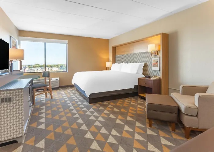 Hotel I-90&rt 20 State St By Ihg