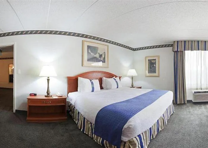 I-90&rt 20 State St By Ihg Hotel 3*