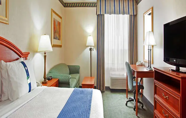 Hotel I-90&rt 20 State St By Ihg 3*